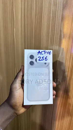 New Apple iPhone 17 Pro 256 GB Silver