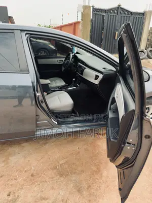 Toyota Corolla 2015 Black