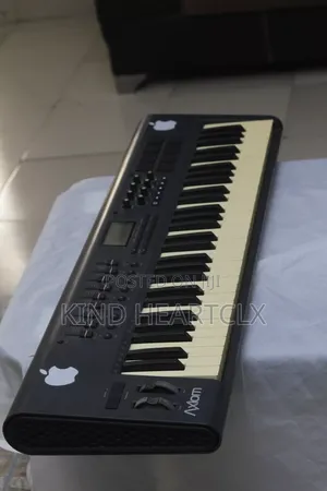 Axiom M-Audio Midi Keyboard