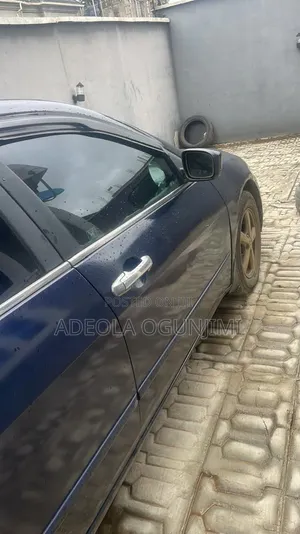 Honda Accord 2004 Blue