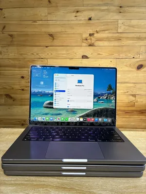 Laptop Apple MacBook Pro 2021 M1 16GB Apple M1 Pro SSD 512GB