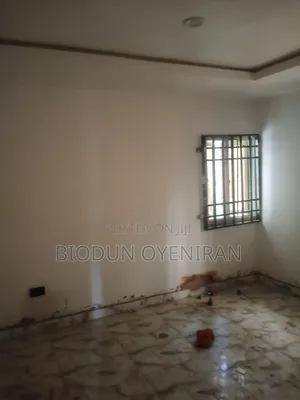 2bdrm Block of Flats in Akowonjo for rent