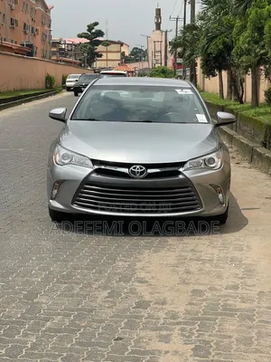 Toyota Camry LE 4dr Sedan (2.5L 4cyl 6A) 2017 Silver