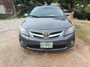 Toyota Corolla 2010 Gray