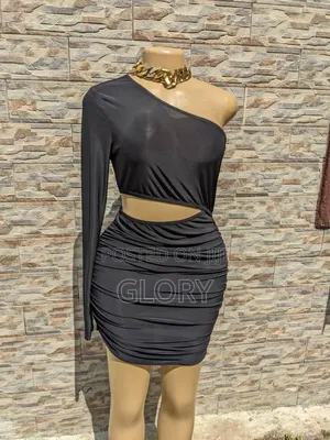 I Am Into Clothes