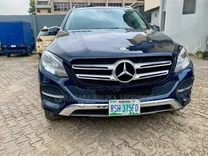 Mercedes-Benz GLE-Class 2016 Blue