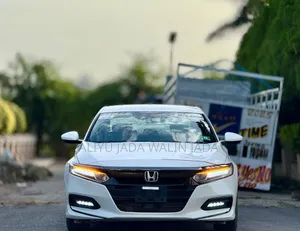 Honda Accord 2018 White
