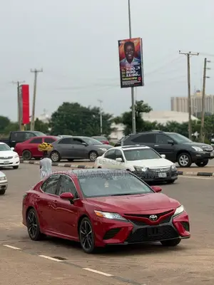 Toyota Camry 2019 Red