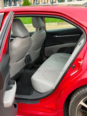 Toyota Camry 2019 Red