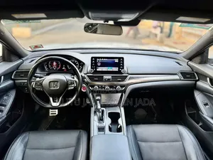 Honda Accord 2018 White