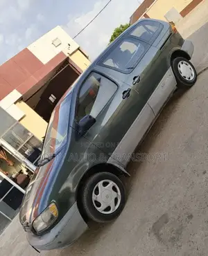 Toyota Sienna XLE 2001 Green