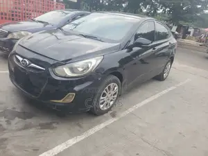 Hyundai Accent GLS 4dr Sedan (1.6L 4cyl 6A) 2013 Black