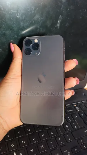 Apple iPhone 11 Pro 64 GB Gray