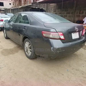 Toyota Camry 2010 Gray