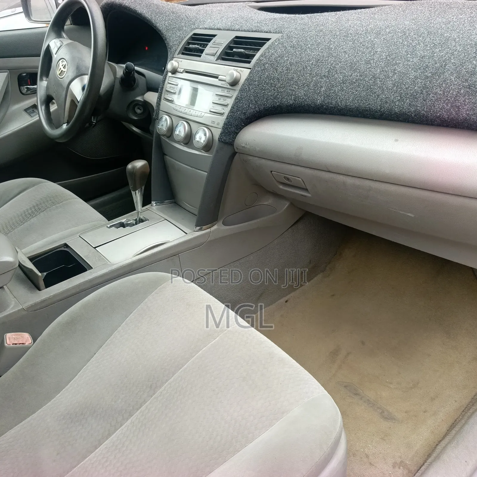 Toyota Camry 2010 Gray