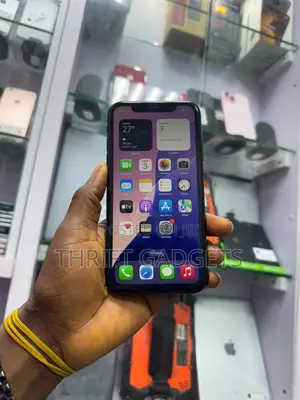 Apple iPhone XR 64 GB Black