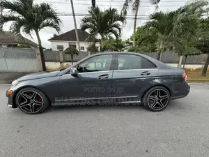 Mercedes-Benz C300 Sport 4Matic Sedan AWD (3.5L 6cyl 7A) 2014 Black
