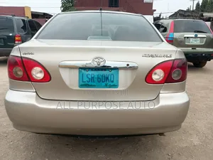 Toyota Corolla 2006 Gold