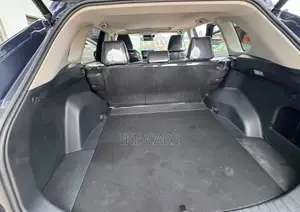 Toyota RAV4 XLE AWD 2020 Blue