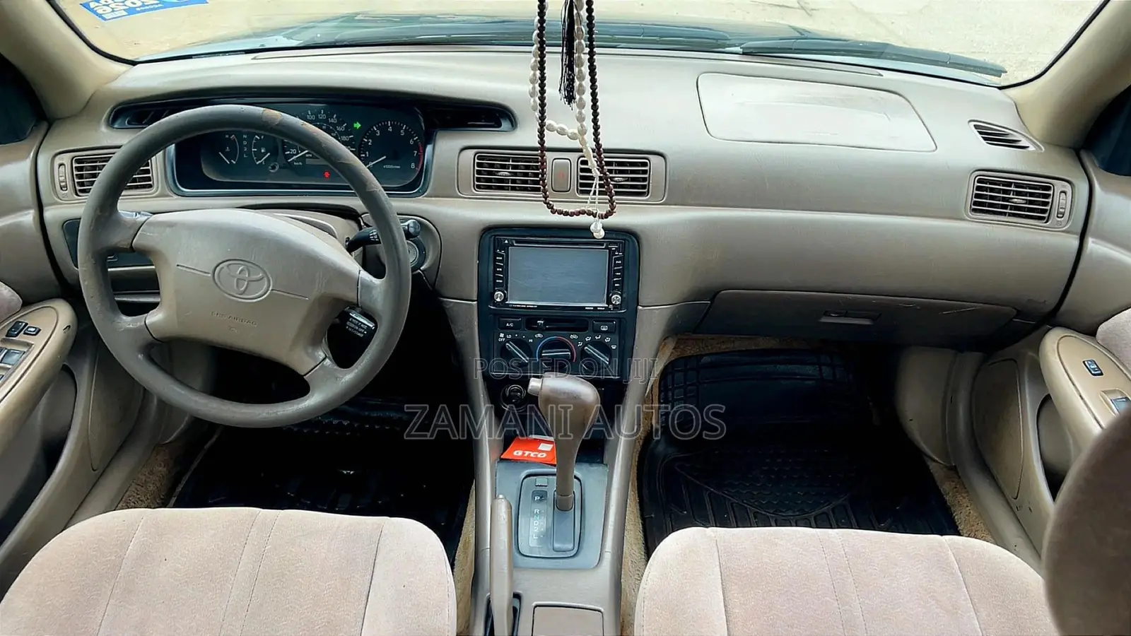 Toyota Camry 2000 Green