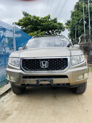 Honda Ridgeline 2011 Gold