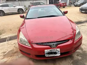 Honda Accord 2004 Red