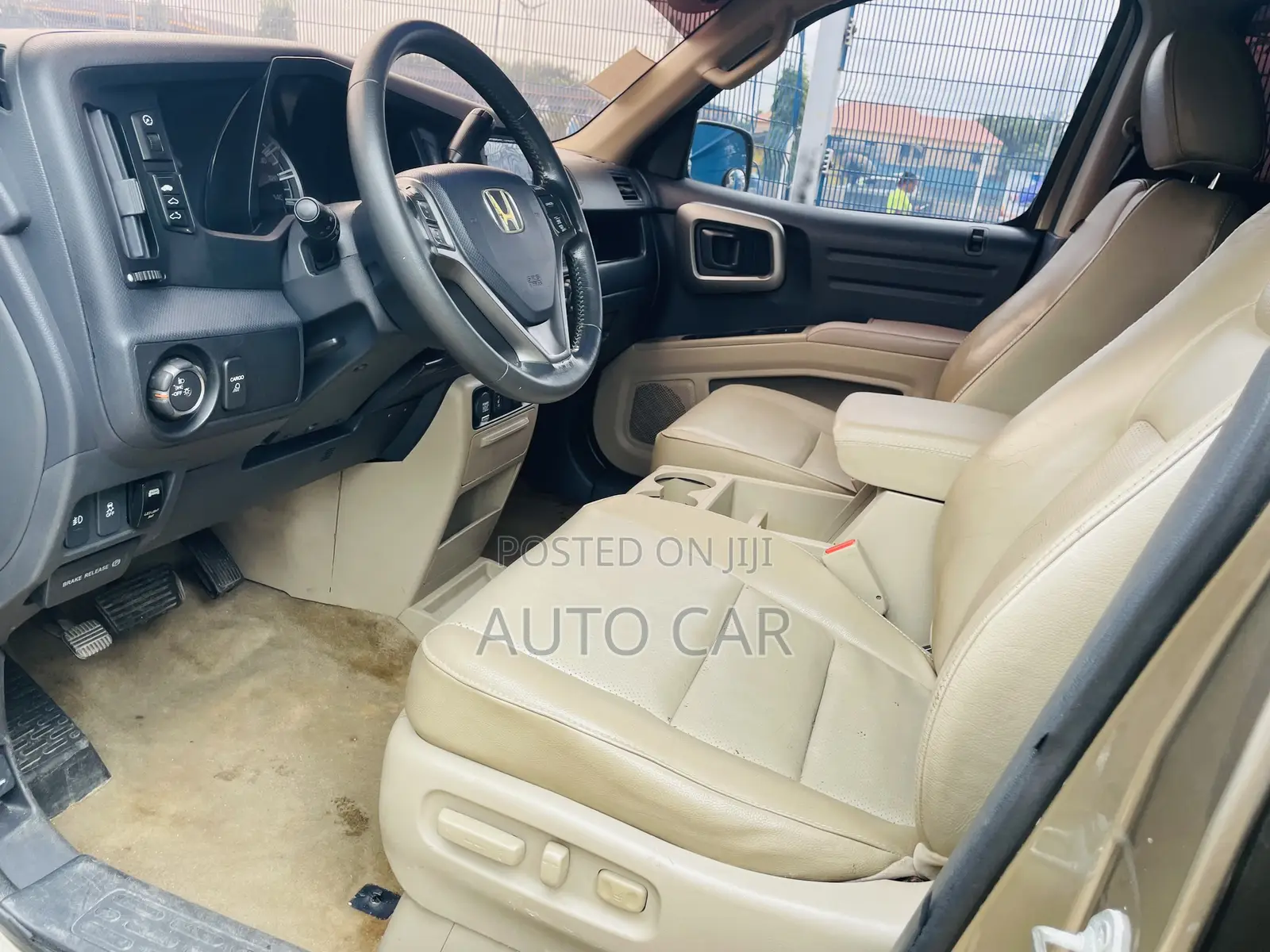 Honda Ridgeline 2011 Gold