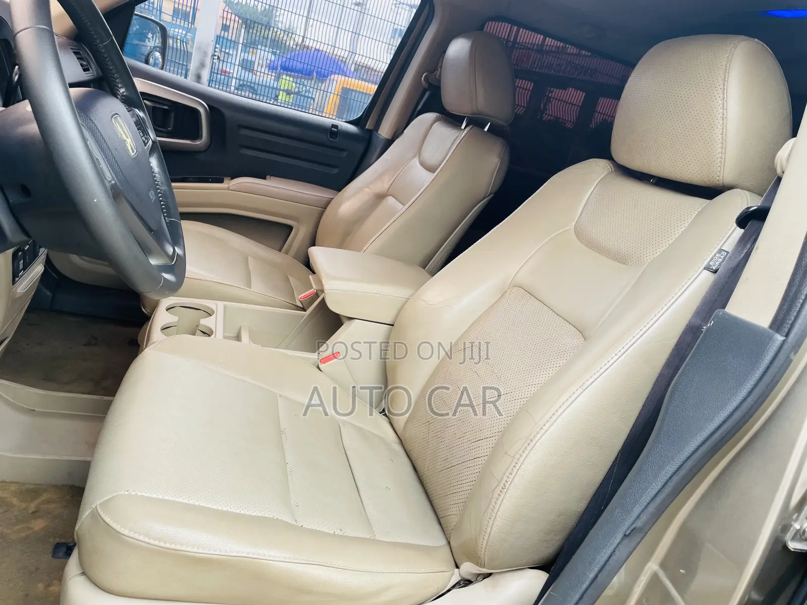 Honda Ridgeline 2011 Gold