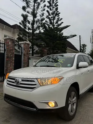 Toyota Highlander 2012 White