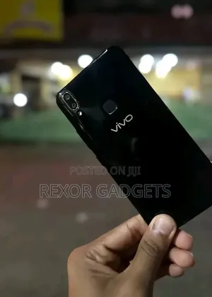 New Vivo Y04 128 GB Black