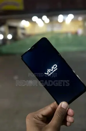 New Vivo Y04 128 GB Black
