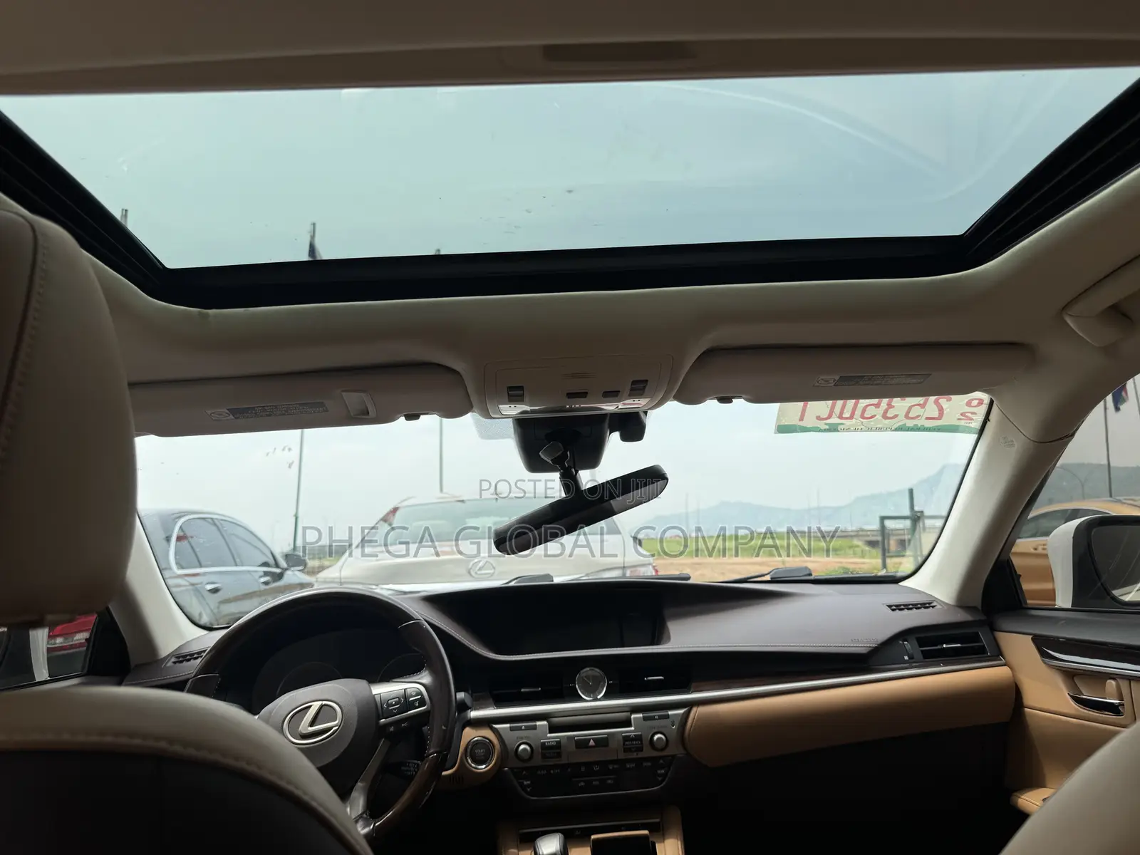 Lexus ES 350 FWD 2016 White
