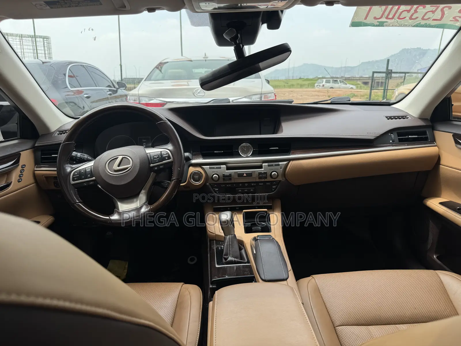 Lexus ES 350 FWD 2016 White