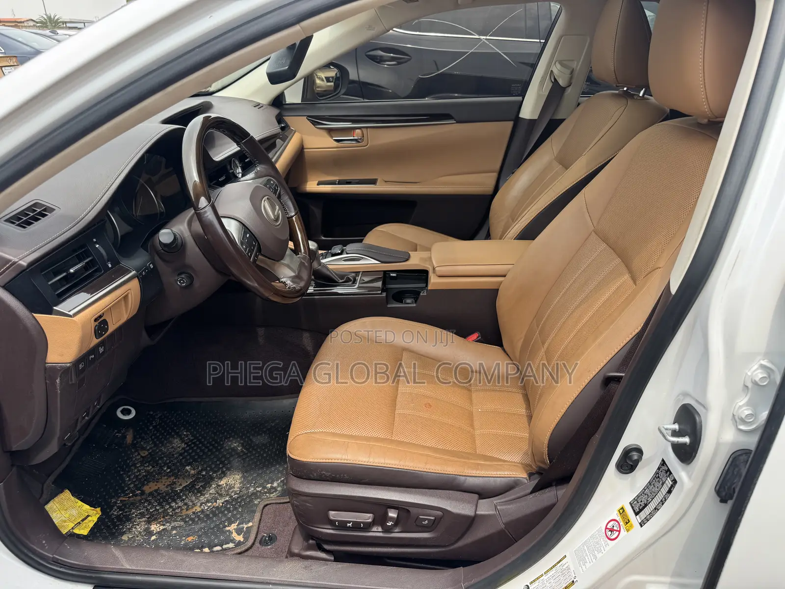Lexus ES 350 FWD 2016 White