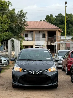 Toyota Yaris 2015 Black