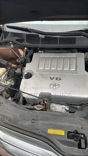 Toyota Venza XLE 2012 Brown