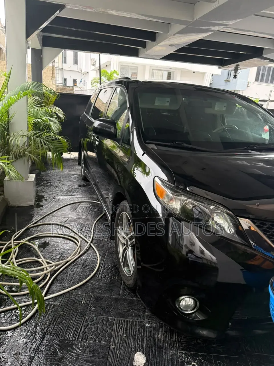 Toyota Sienna 2010 Black