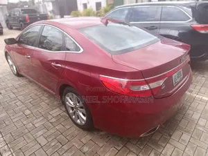 Hyundai Azera 3.3L 2013 Red