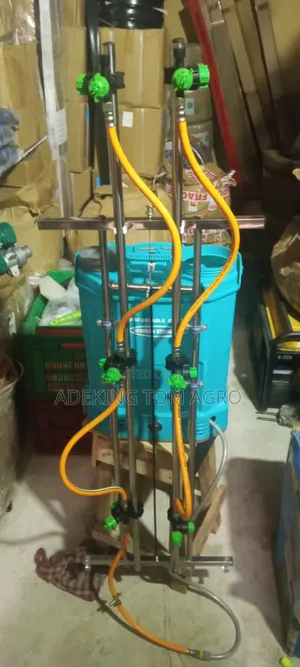 Rechargeable Chemical Sprayer With Extended Pole