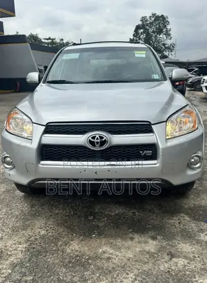 Toyota RAV4 3.5 Limited 4x4 2010 Silver