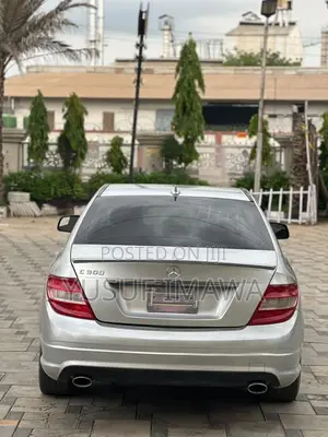 Mercedes-Benz C300 2011 White