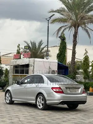 Mercedes-Benz C300 2011 White