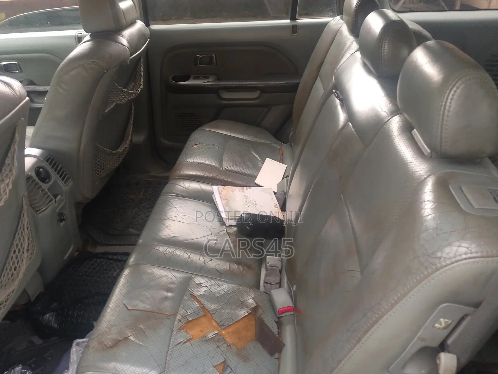 Honda Pilot 2005 Gray