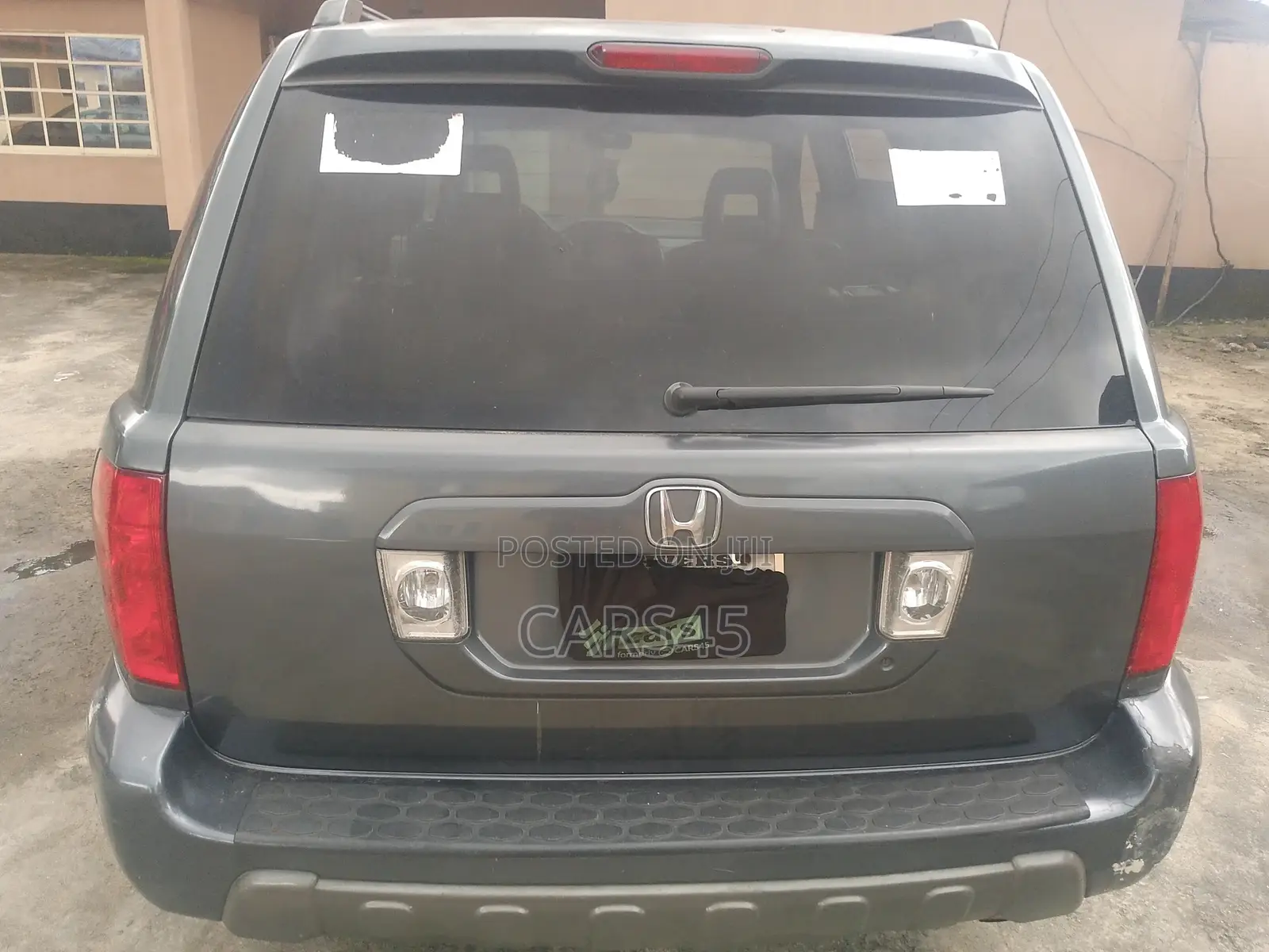 Honda Pilot 2005 Gray