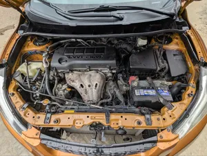 Toyota Matrix 2010 Gold