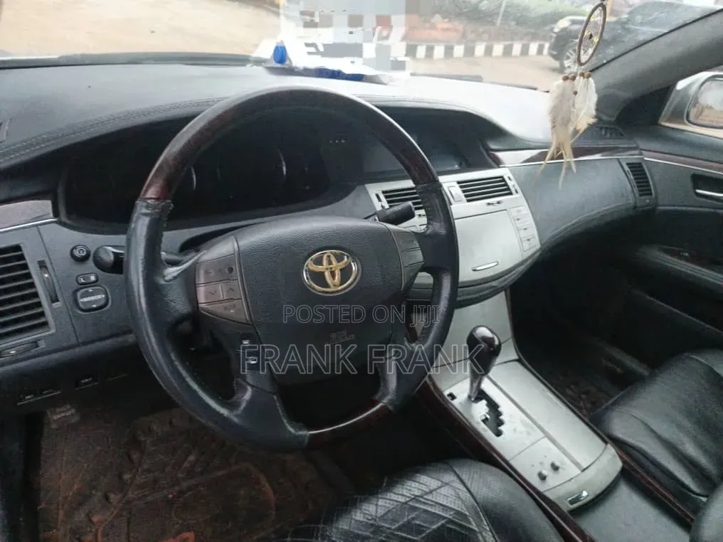 Toyota Avalon 2009 Silver