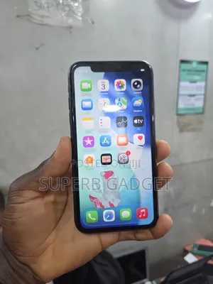 Apple iPhone 11 64 GB Black