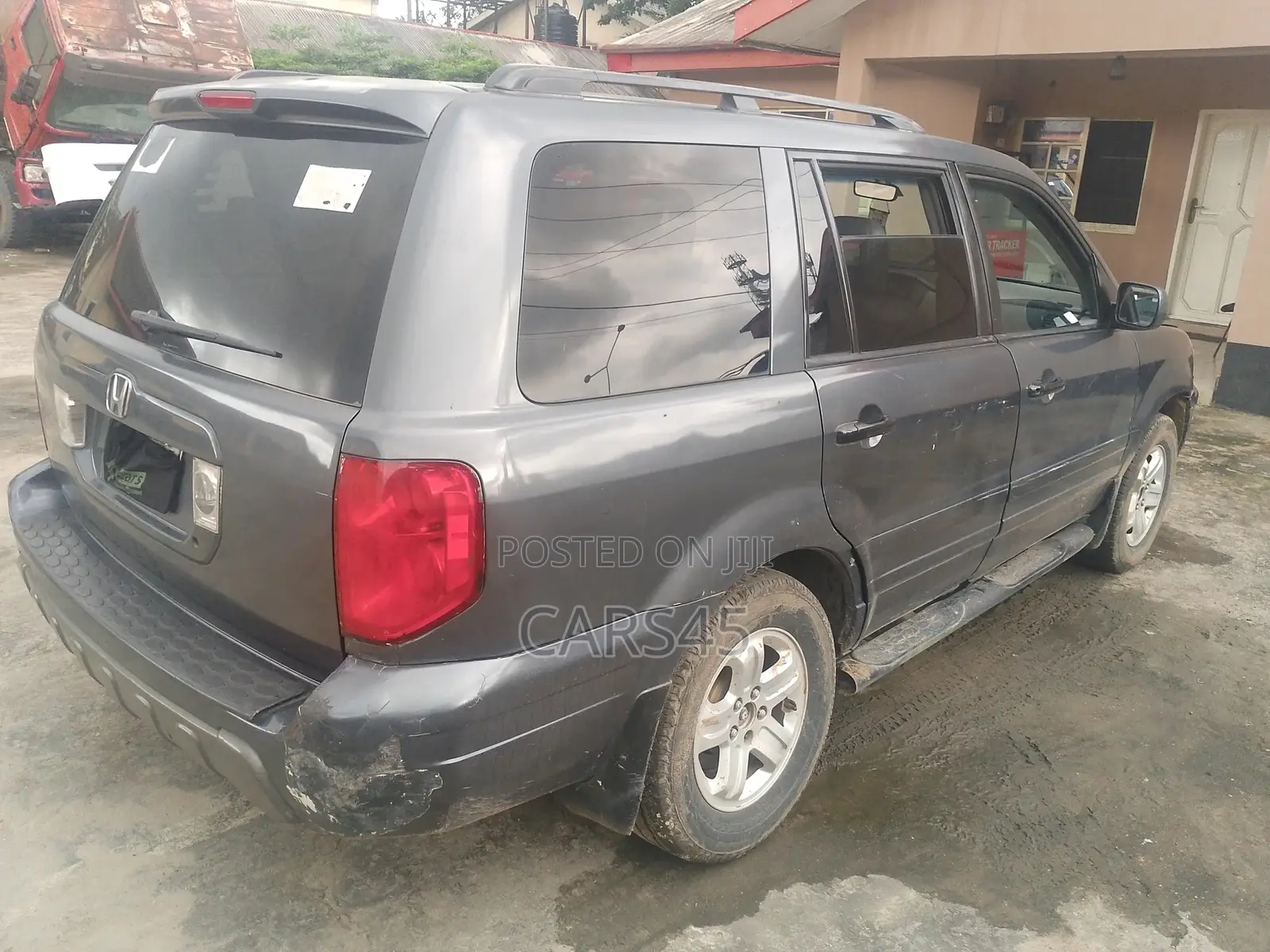 Honda Pilot 2005 Gray