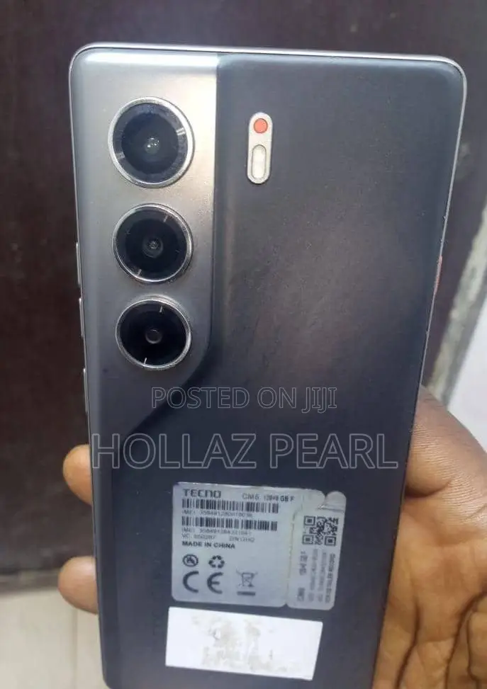 Tecno Camon 40 128 GB Black