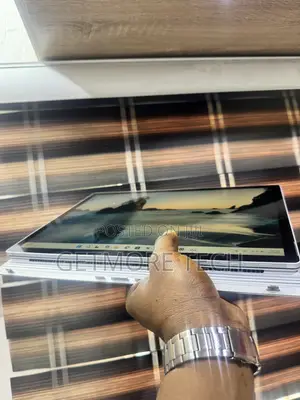 Laptop Microsoft Surface Book 2 16GB Intel Core i7 SSD 256GB